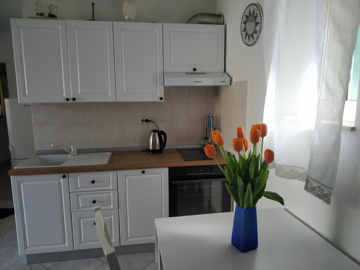 Apartment Zdenka Veli Lošinj Екстериор снимка