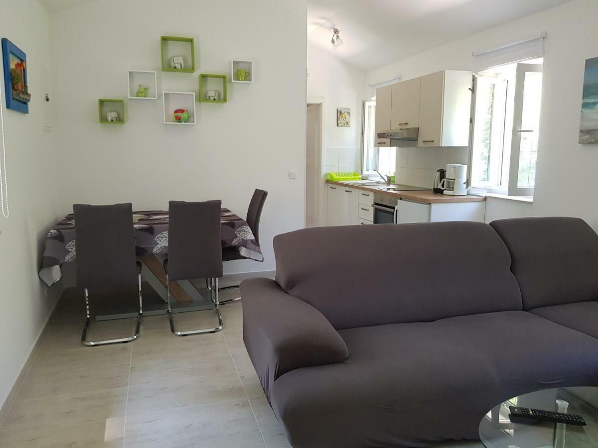 Apartment Zdenka Veli Lošinj Екстериор снимка
